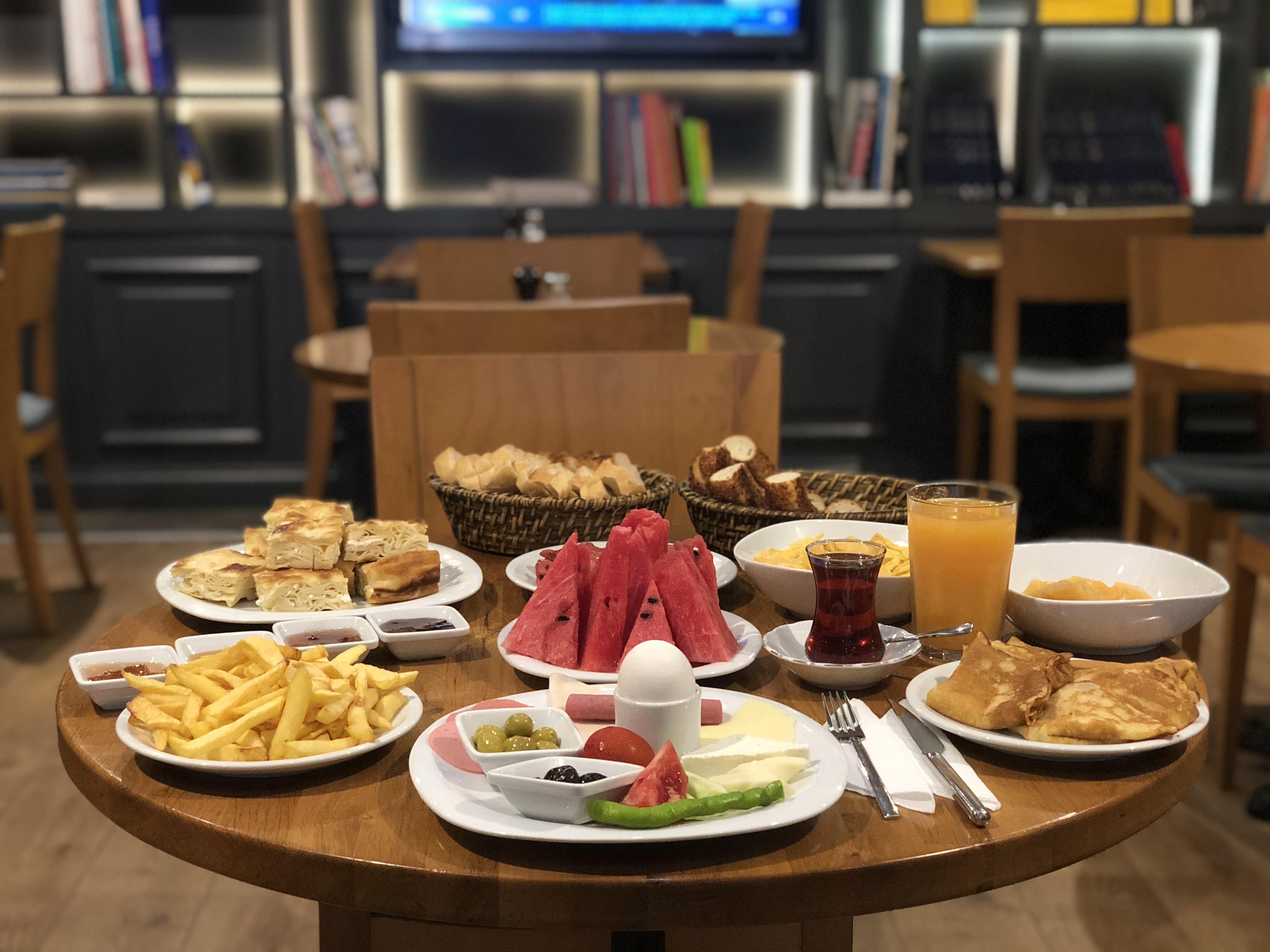 Aston Hotel Taksim Стамбул Экстерьер фото