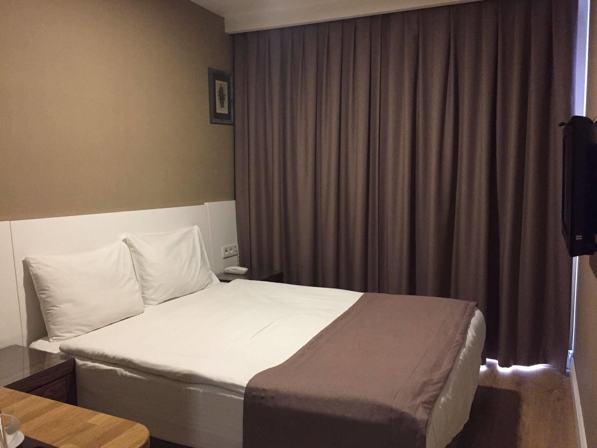 Aston Hotel Taksim Стамбул Экстерьер фото